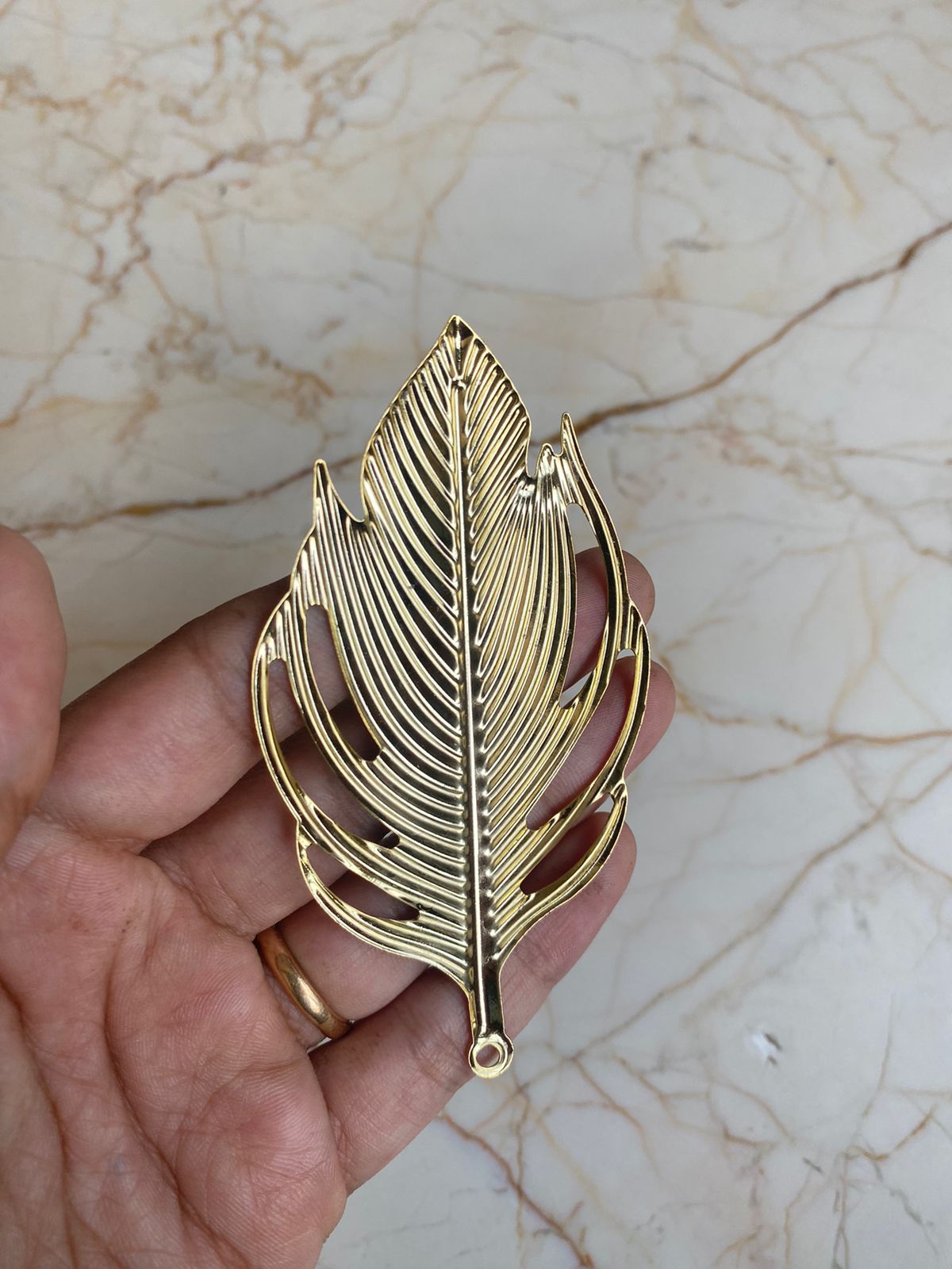 Metal deals feather pin