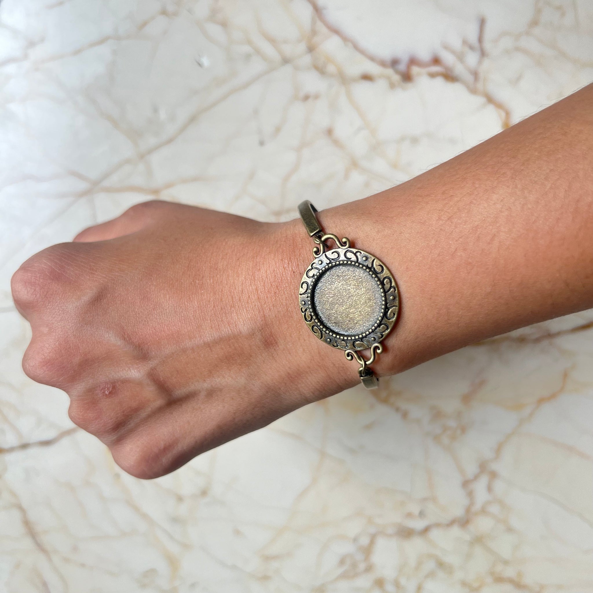 Vintage Bracelet Bezel