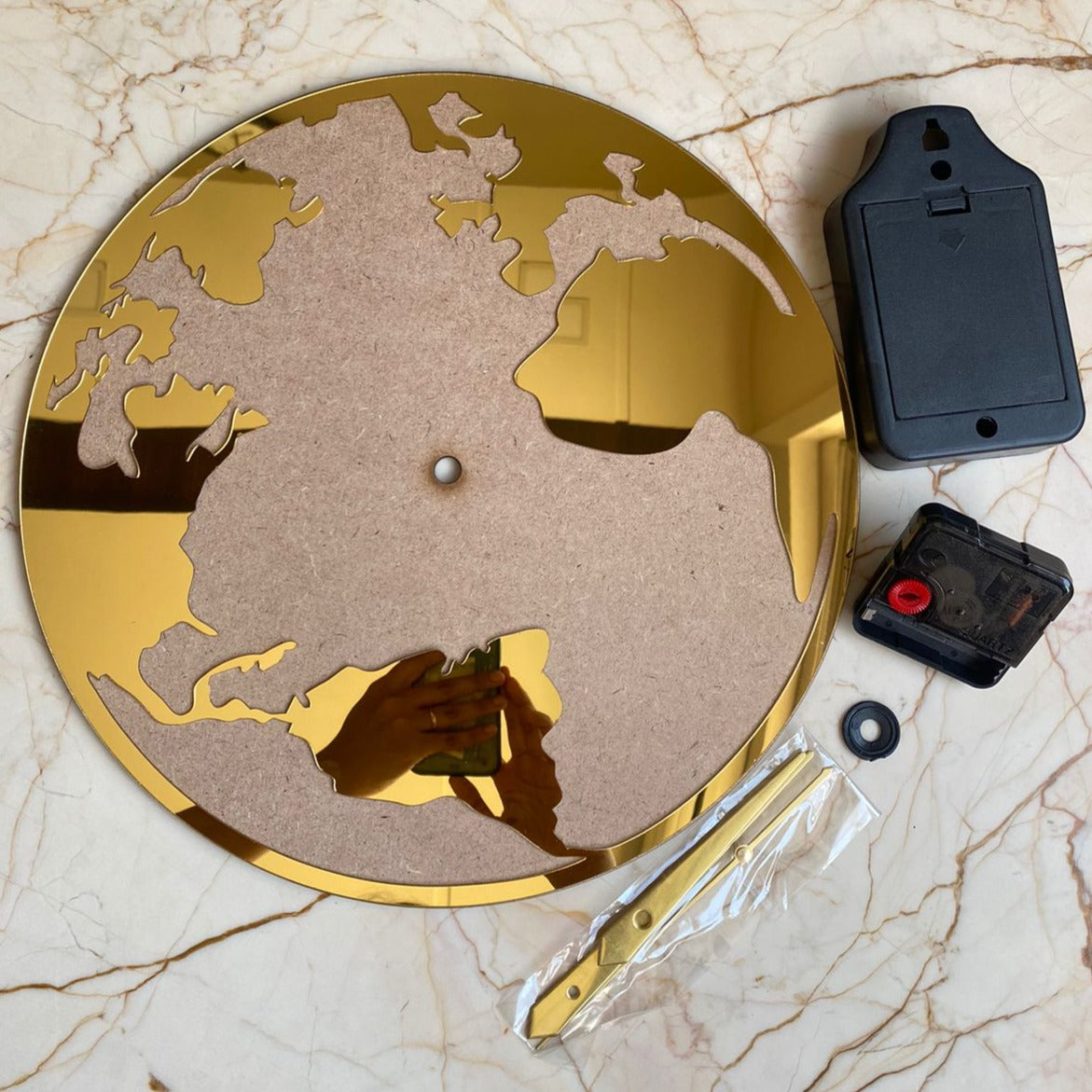 Designer World Map Acrylic Ring with Base Clock Set