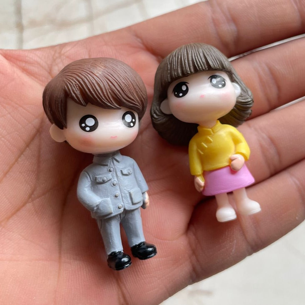 Couple Miniatures - E