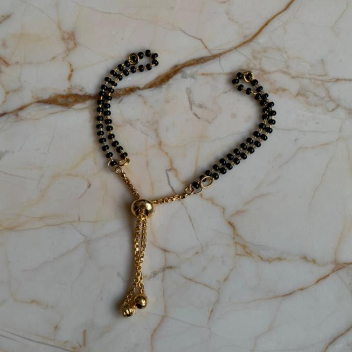 Black Pearl Adjustable Bracelet Chain