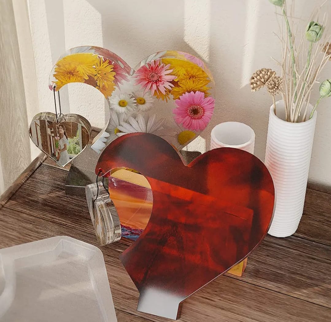 Heart with heart hanging Stand Photo Frame mould