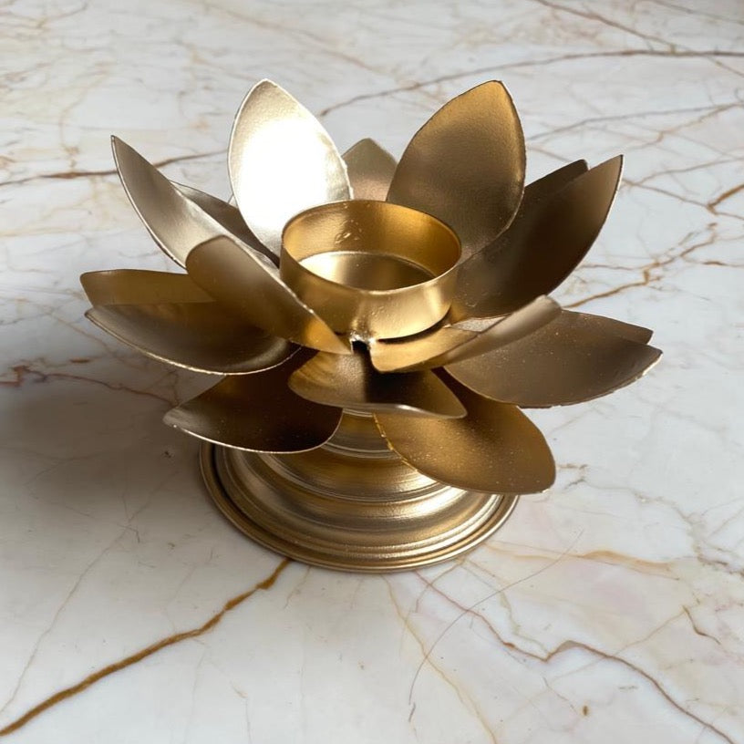 Metal Lotus Tealight Holder with Stand