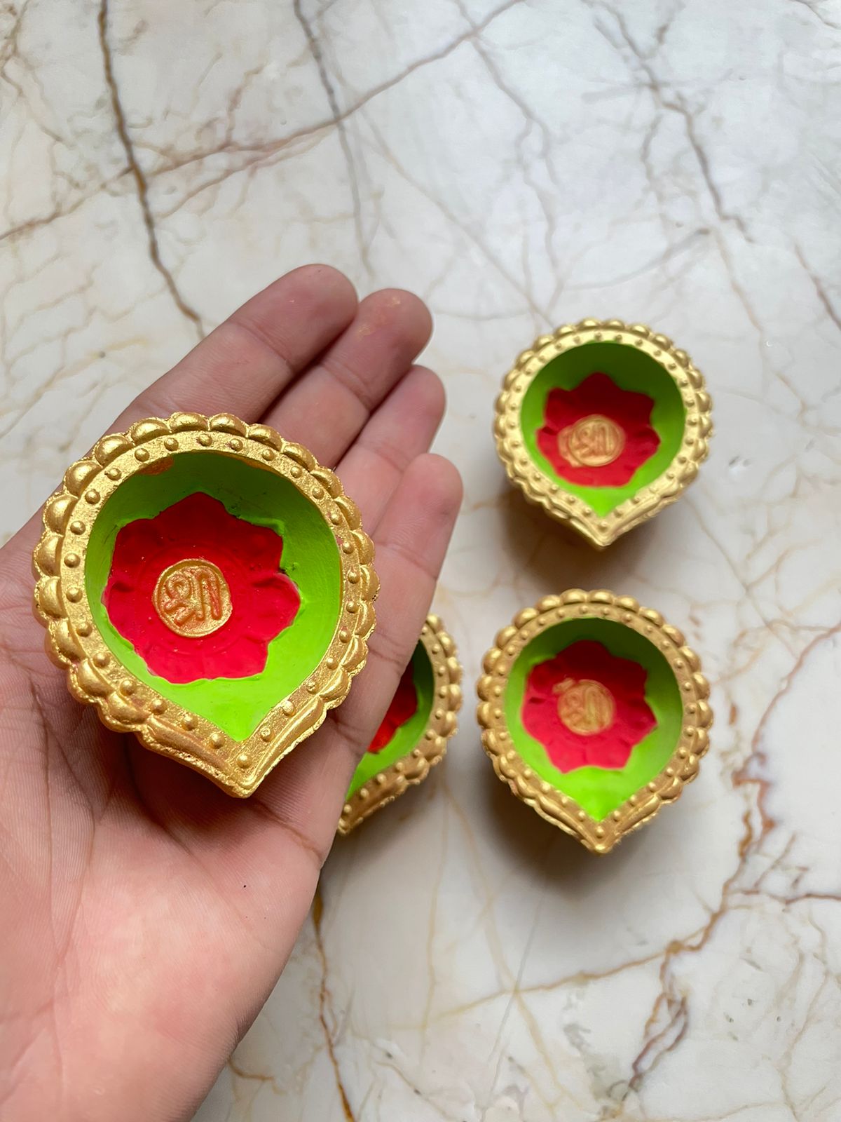 Hand Painted Diya set of 4 - D