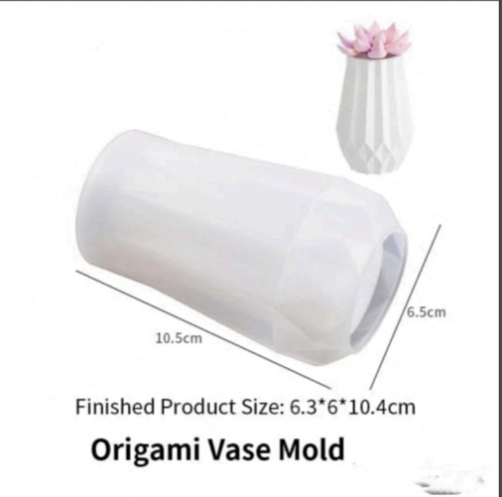 Origami vase mold