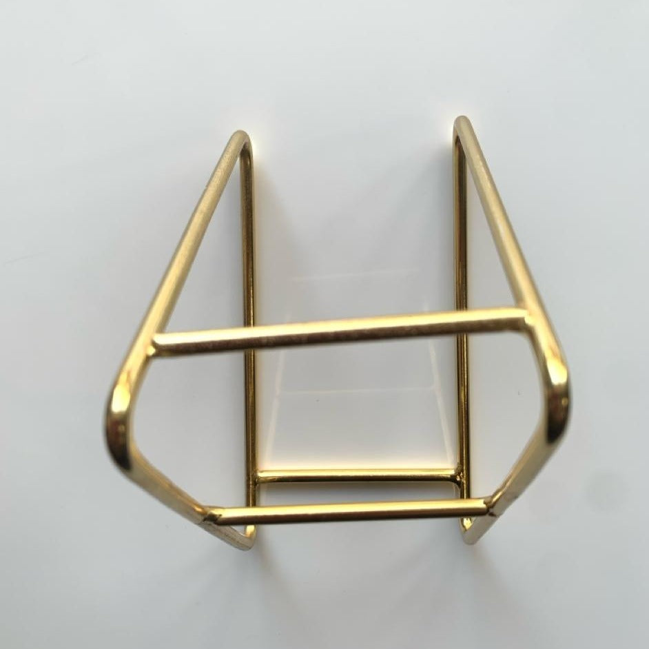 Metal Trianglegular Stand