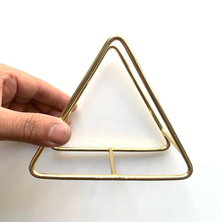 Metal Trianglegular Stand