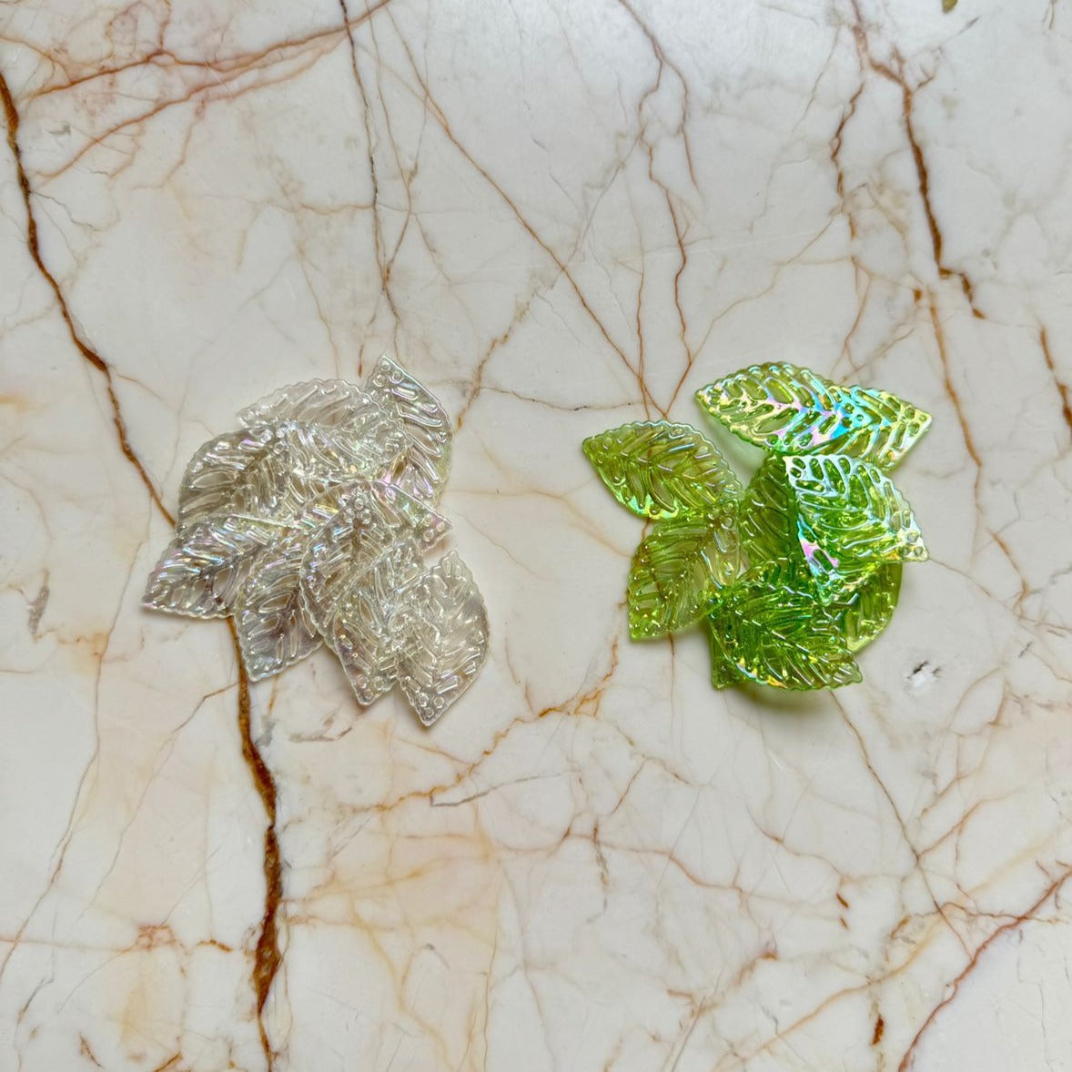 Holo-shine Artificial Acrylic Leaf