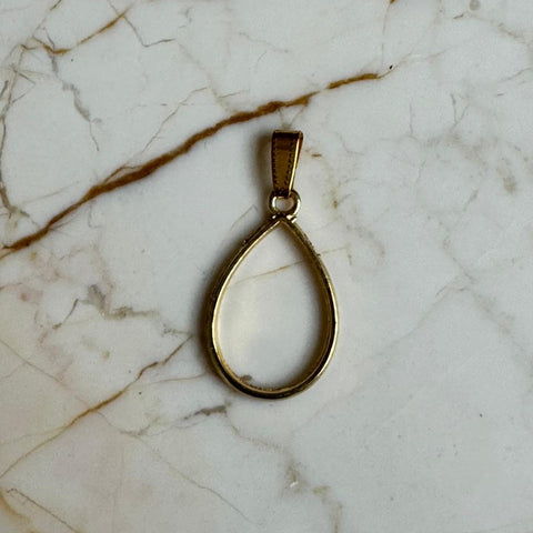 Mini Gold Pendents Bezel with Clasp