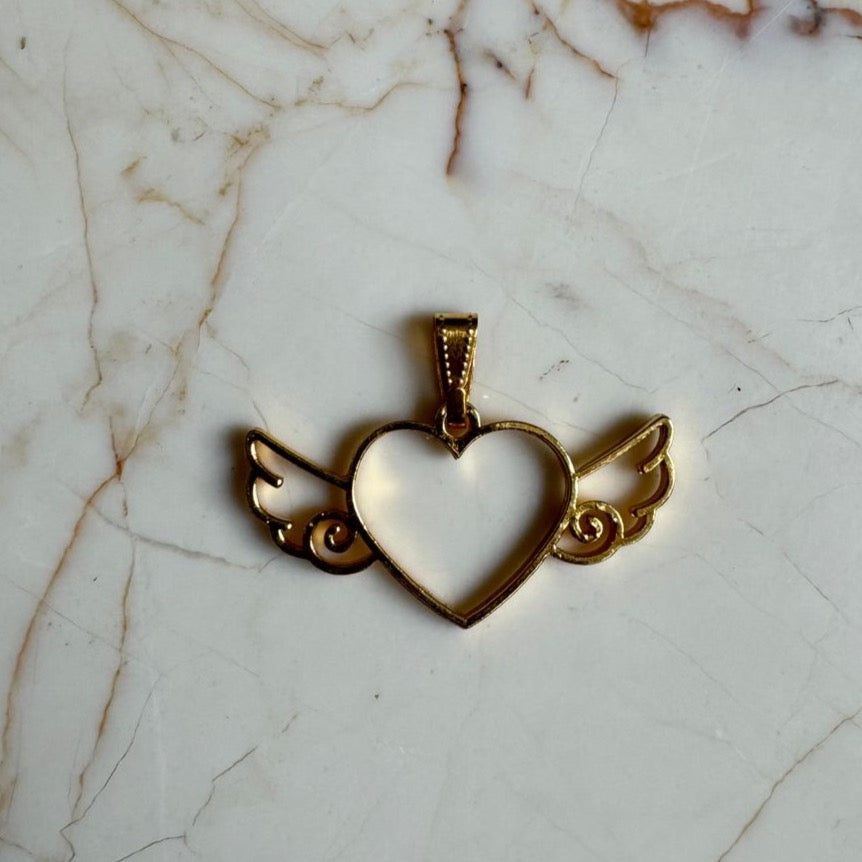 Heart wings Bezel with Pinch Clasp