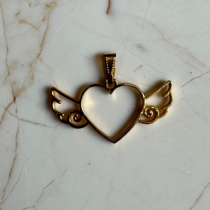 Heart wings Bezel with Pinch Clasp