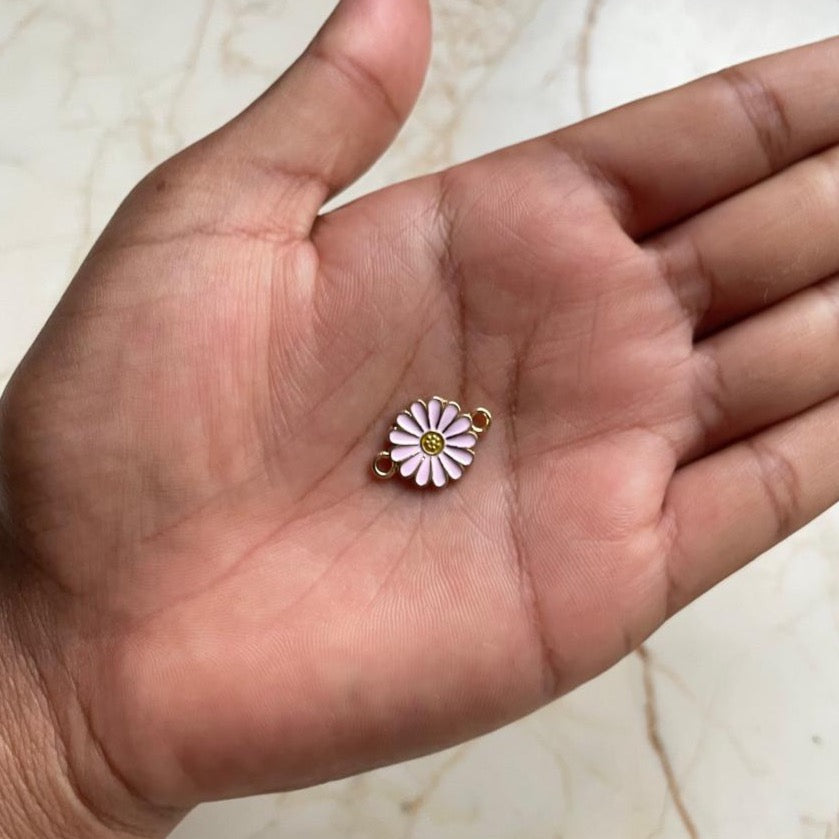 Daisy Charm with Dual Connectors