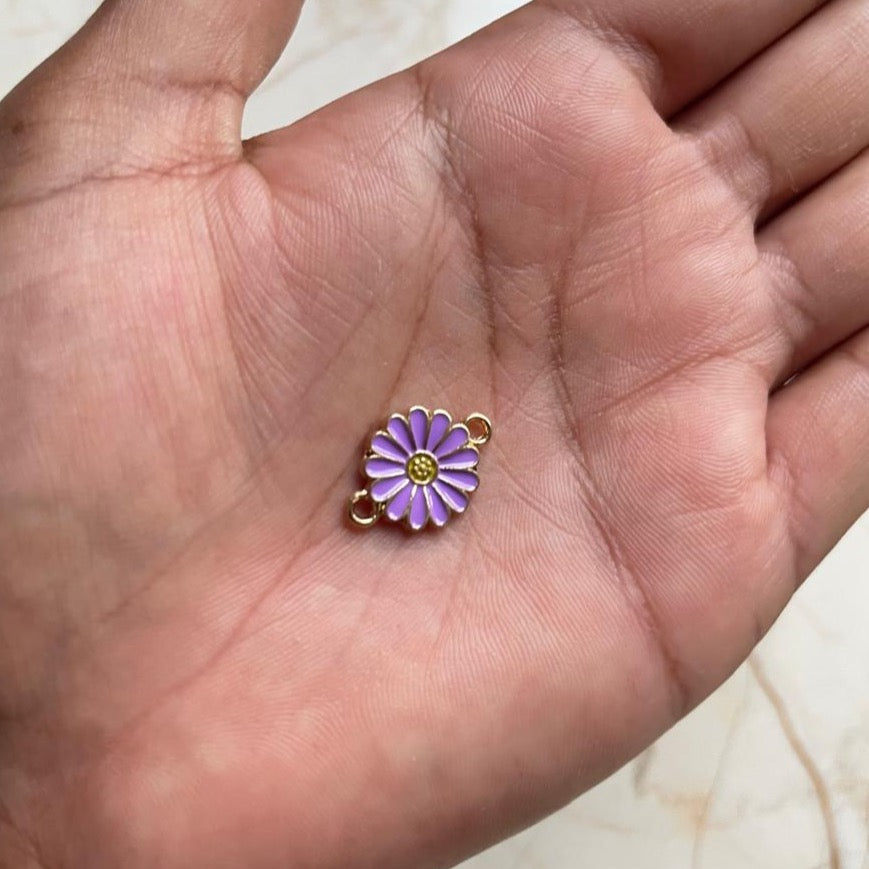 Daisy Charm with Dual Connectors