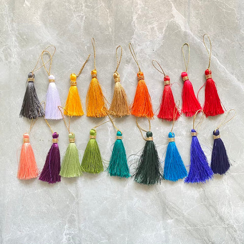 Thread Tassels set of 18 colours