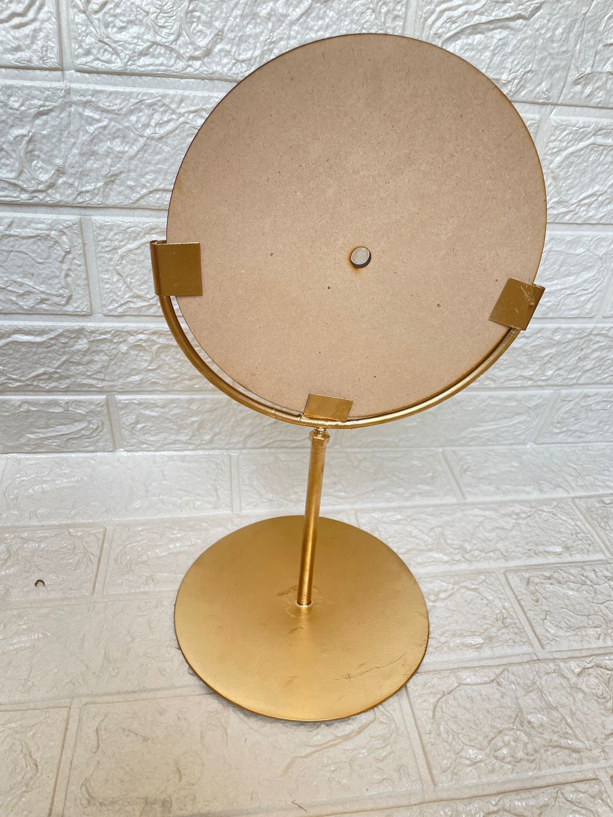 metal clock stand with mdf base